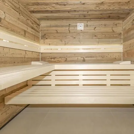 Spacious 3-bedroom Retreat With Sauna In Zermatt's Scenic Center Appartement *